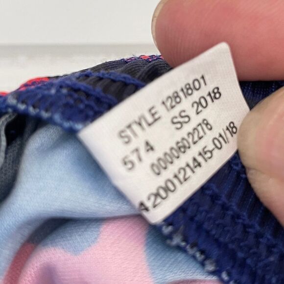 Under Armour Boys Printed Orange, Navy, and Black Printed Camo Shorts Size Large - Picture 5 of 6